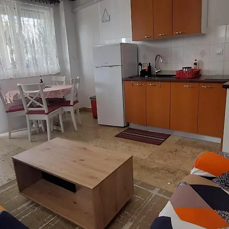 Loredana Apartment